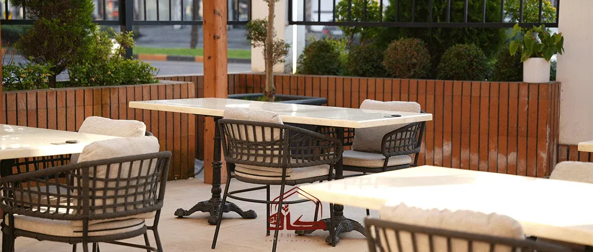 An open-air restaurant setting: a unique option in Lahijan.
